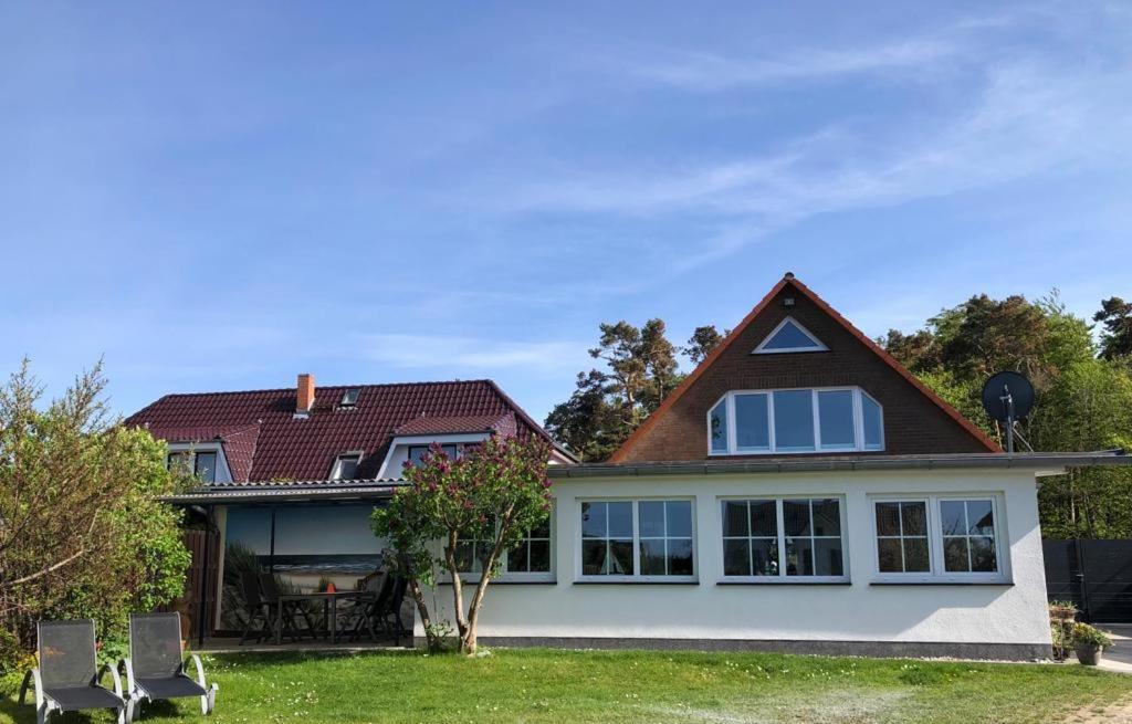 Haus Idyll Lägenhet Graal-Mueritz Exteriör bild